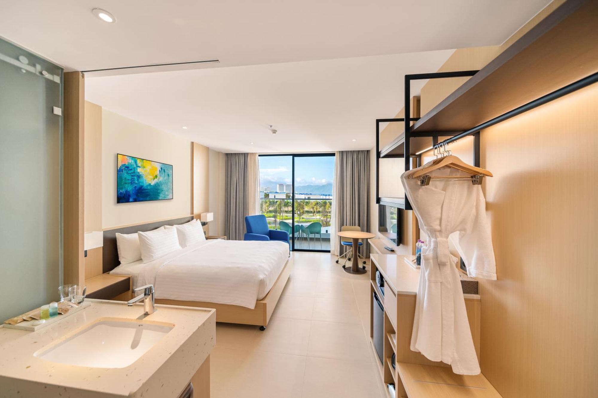 The Empyrean Cam Ranh Beach Resort Exteriér fotografie